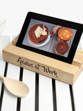 Treat Republic personalised oak kitchen holder brown (British brand)