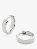 Monica Vinader Wave Huggie Ohrringe in Gold, UK Version