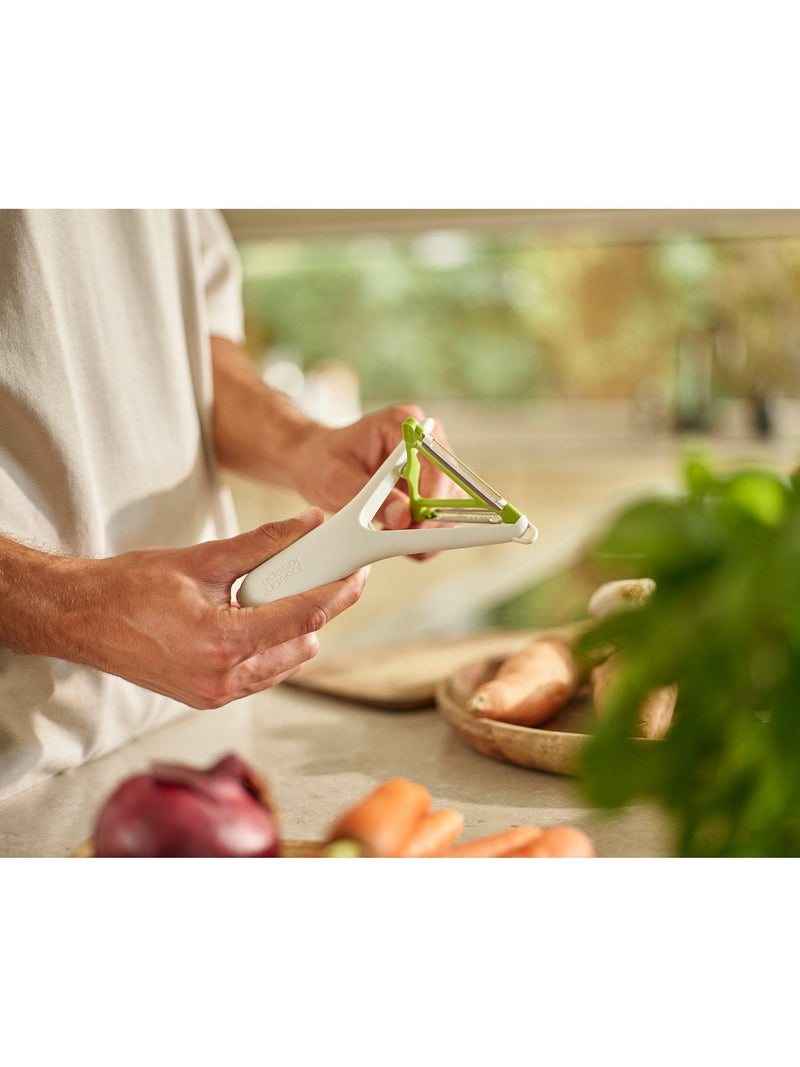 Joseph Joseph 2-in-1 peeler with straight and julienne blades, UK version