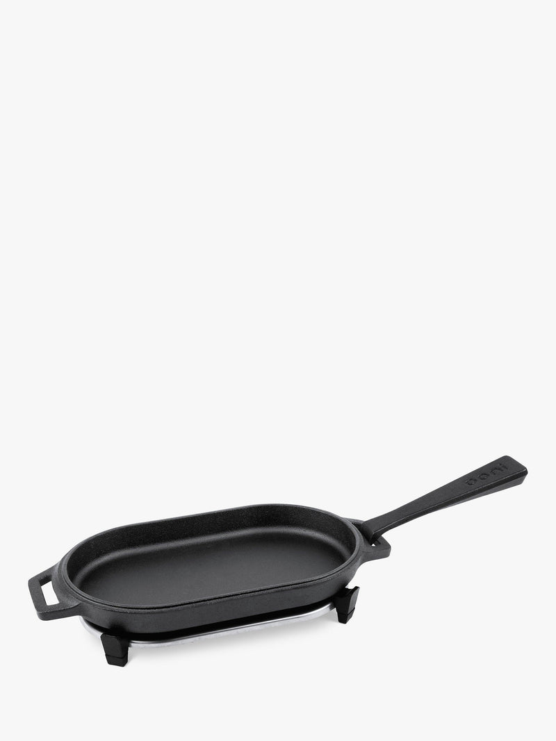 Ooni cast iron sizzler pan with trivet, imported from the UK