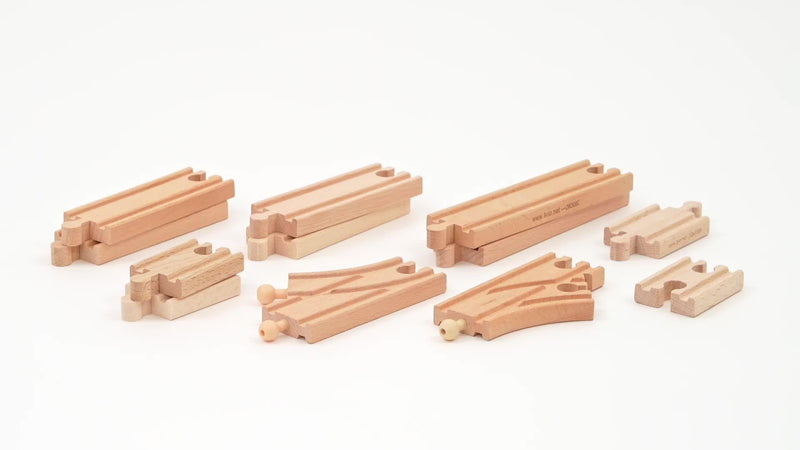 BRIO wooden train track pack Starter Track Pack - British product