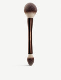 Hourglass Veil Powder Brush makeup brush, imported from the UK