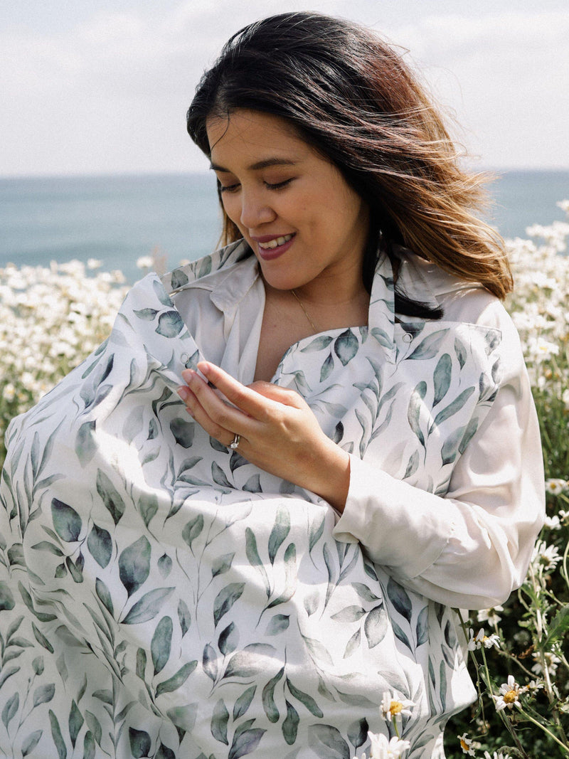 BellaMoon breastfeeding privacy cover - British product