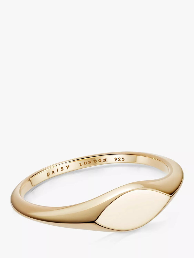 Daisy London Personalised Estée Lalonde Mini Signet Ring