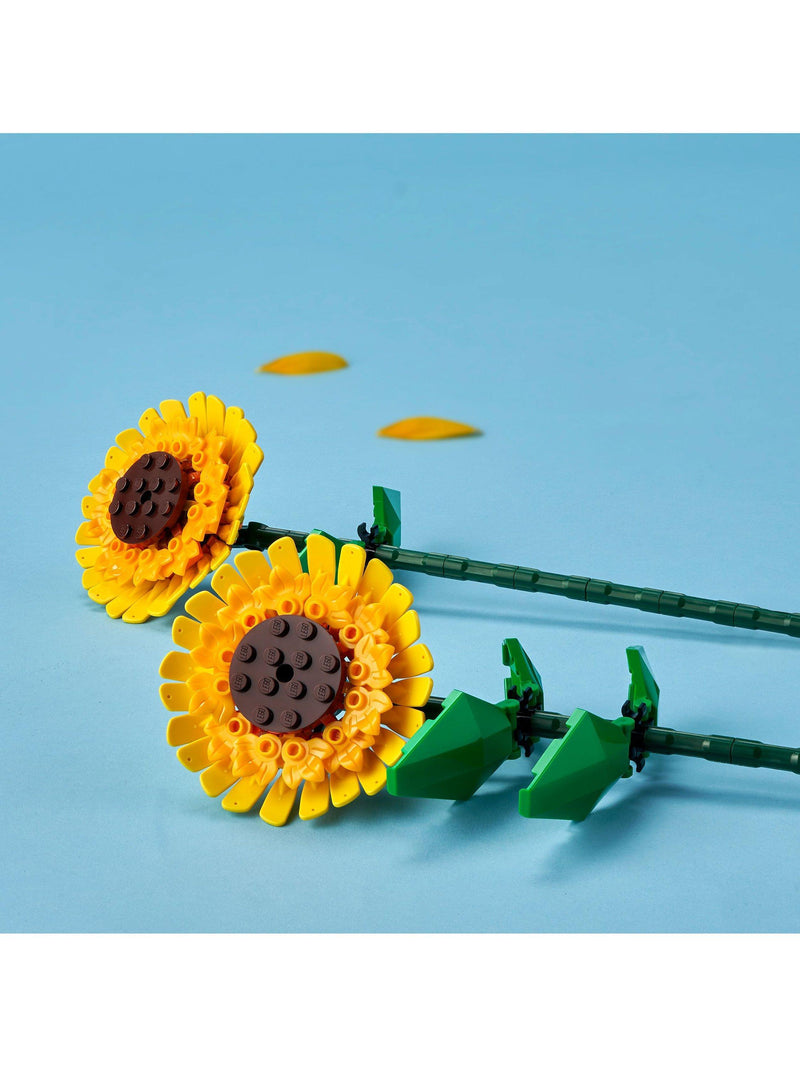 LEGO Sunflowers building set 191 pieces (British brand)