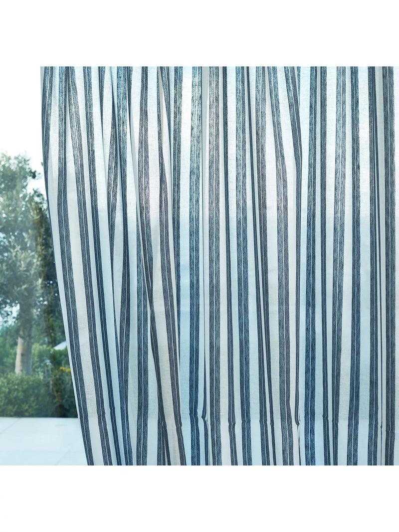 Harlequin Himmel Bezugsstoff 311cm Breite (Britische Marke)