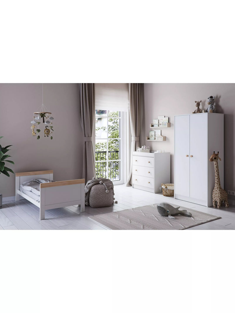 Little Acorns convertible cotbed in white and oak finish, UK version