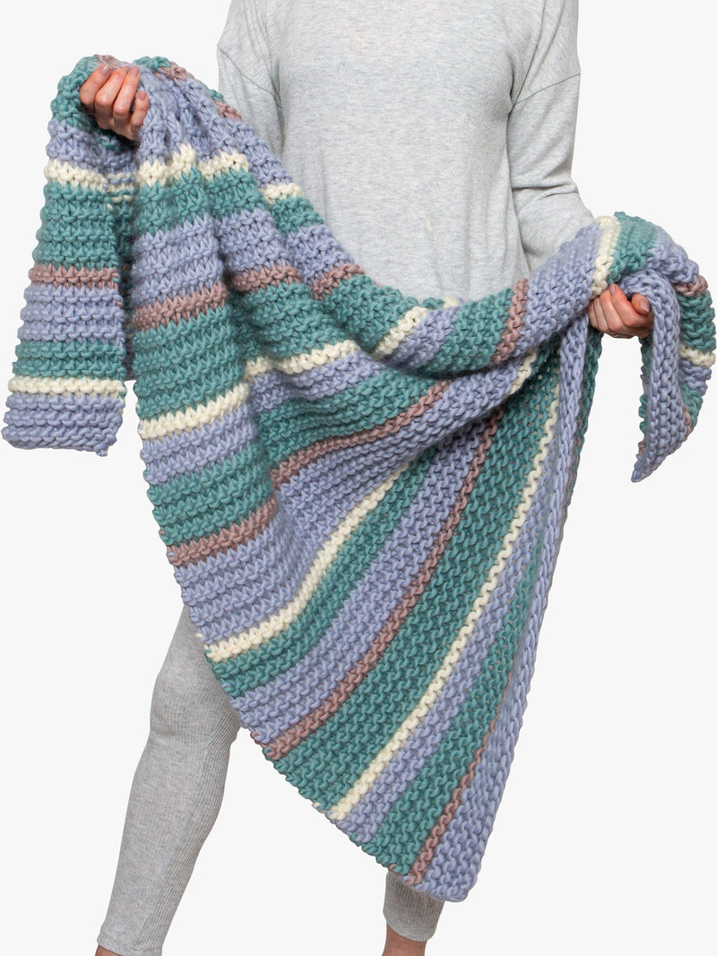 Wool Couture Avebury knitting kit with chunky yarn, UK version