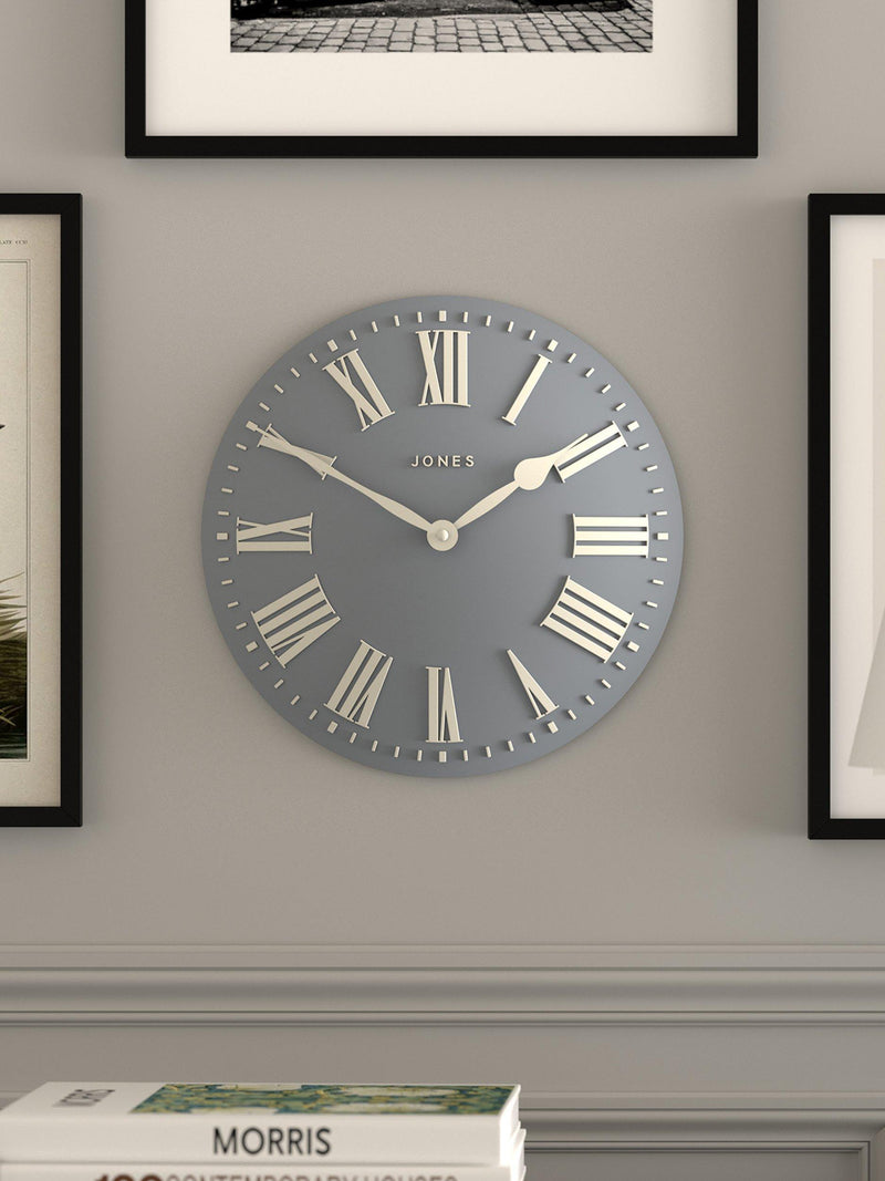 Jones Clocks Strand römische Ziffern Wanduhr 30cm, importiert aus Großbritannien