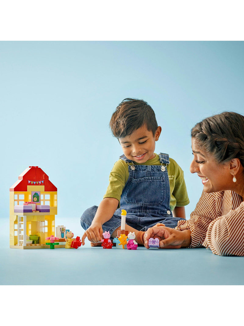 LEGO DUPLO Peppa Pig Birthday House 20+ pieces, UK version