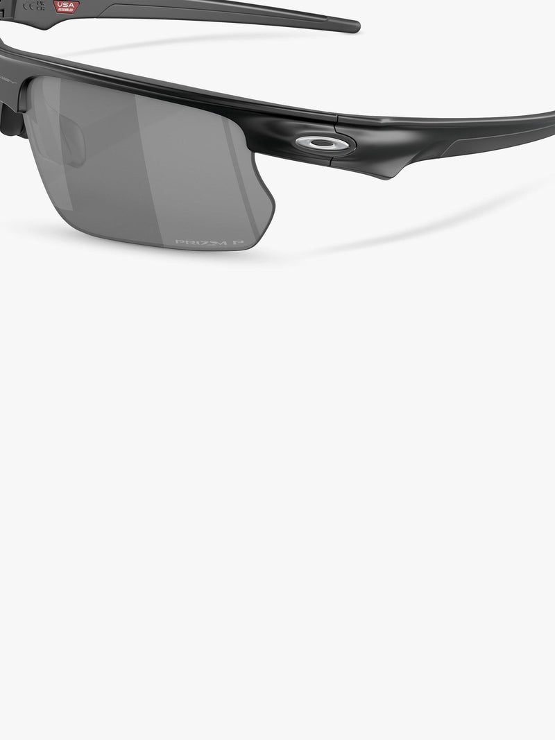 Oakley OO9400 polarised rectangular sunglasses matte black (British brand)