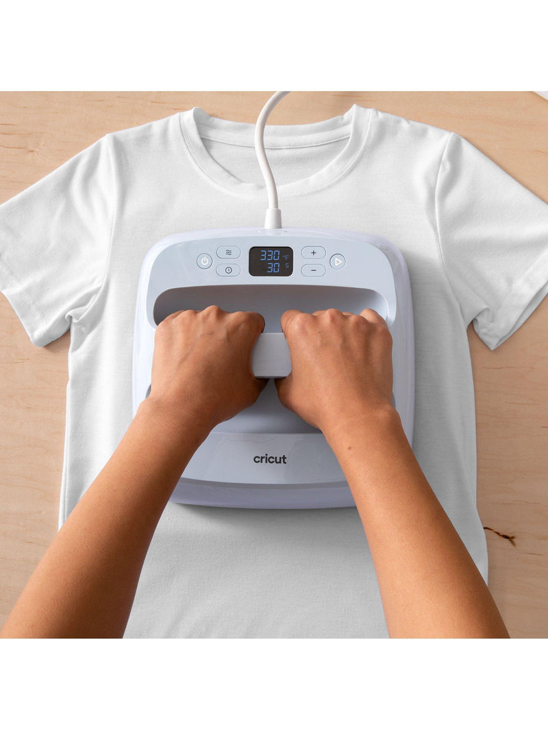 Cricut Matte Heat Transfer Vinyl 3 Sheets - British product