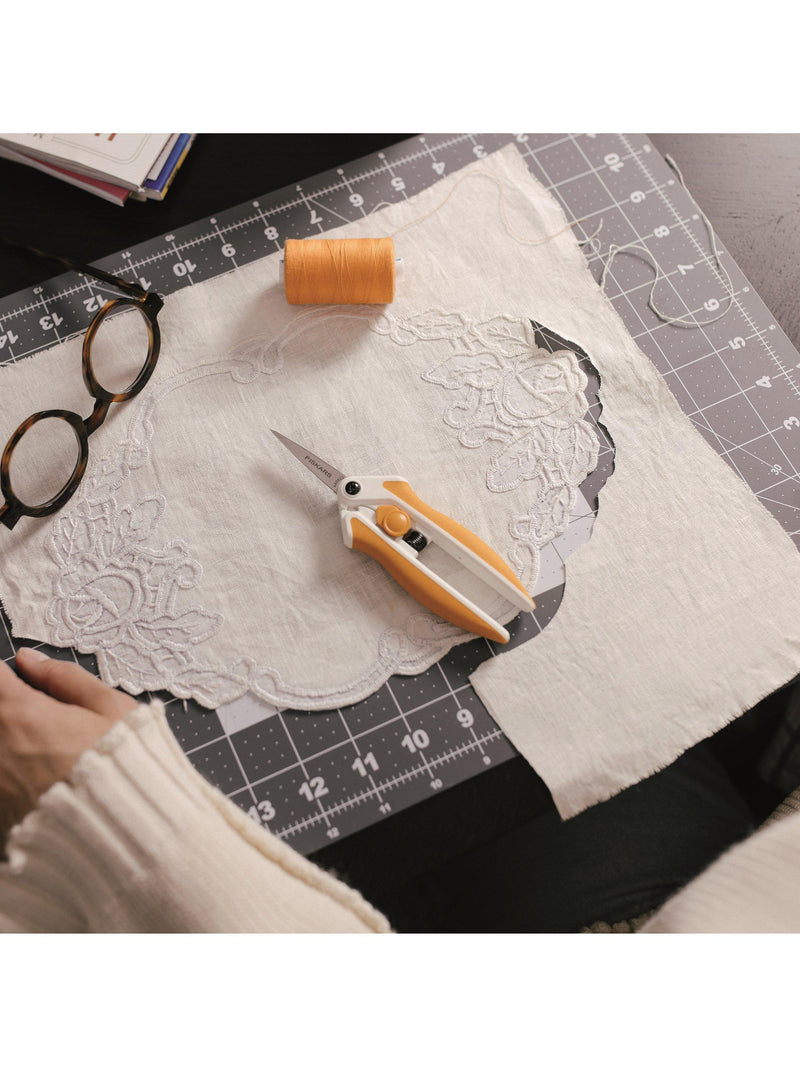 Fiskars sewing scissors 15cm Softgrip Easy Action (British brand)