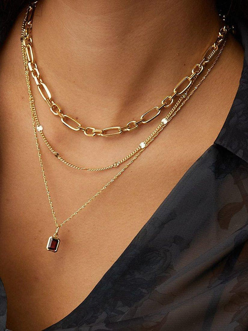 Daisy London pendant necklace garnet birthstone, imported from the UK