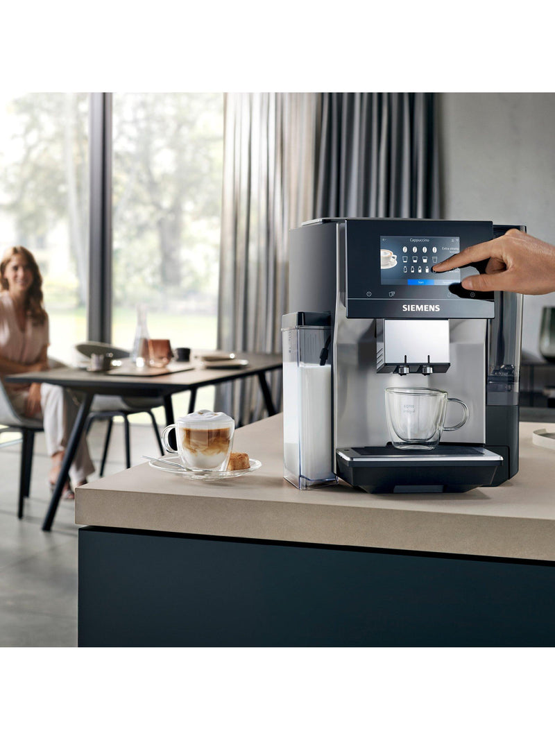 Siemens TQ713GB3 EQ700 Black bean-to-cup coffee machine (British brand)