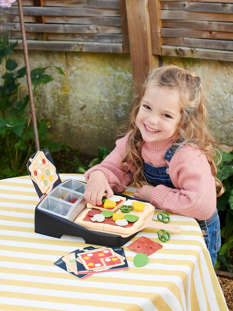 Casdon Ooni pizza topping station toy, imported from the UK