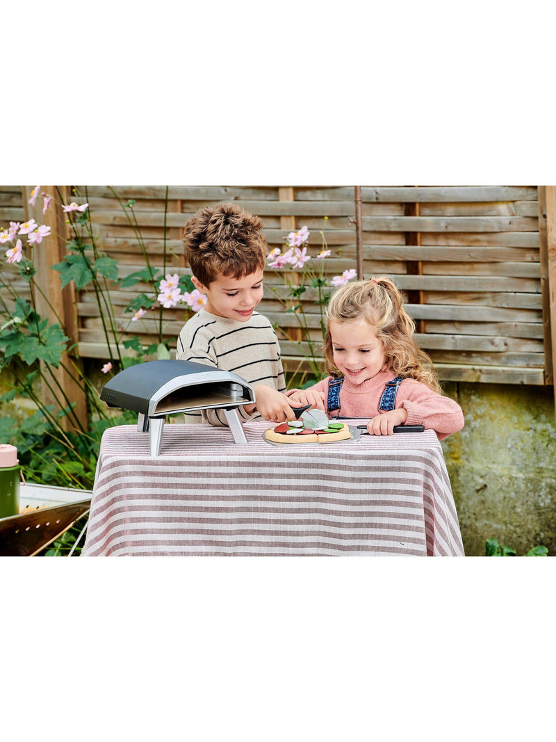 Casdon Ooni toy pizza oven, UK version