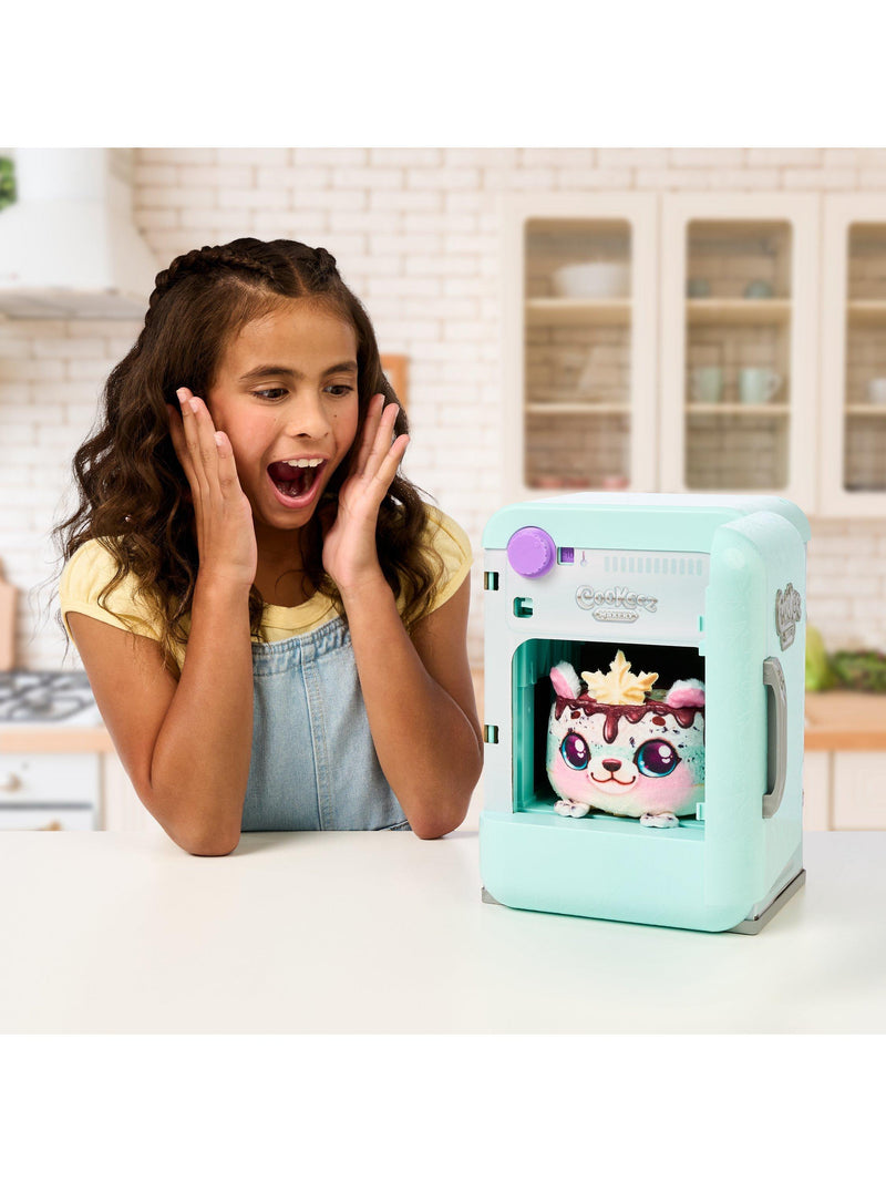 Cookeez Makery Freezy Cakez interactive toy playset - British product