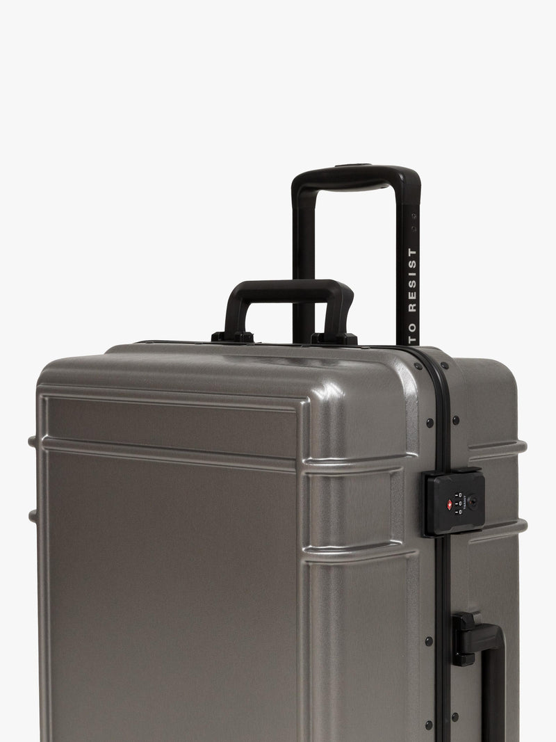 Eastpak Resist'R 78cm large suitcase 90L black, UK version