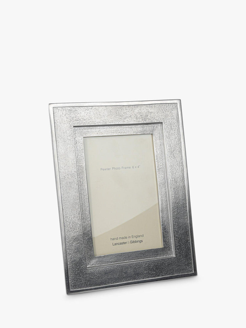 Lancaster and Gibbings Walton Pewter Photo Frame 4 x 6, UK version