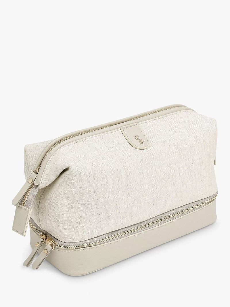 Stackers linen finish wash bag with multiple pockets and removable divider (British brand)