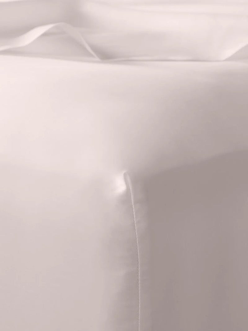 Bedfolk Luxe Cotton Standard Fitted Sheets - Ink Super King