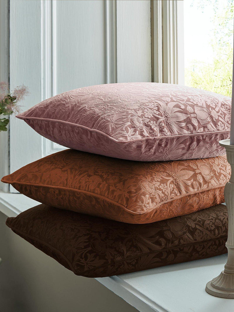 William Morris Strawberry Thief velvet cushion 50cm - British product