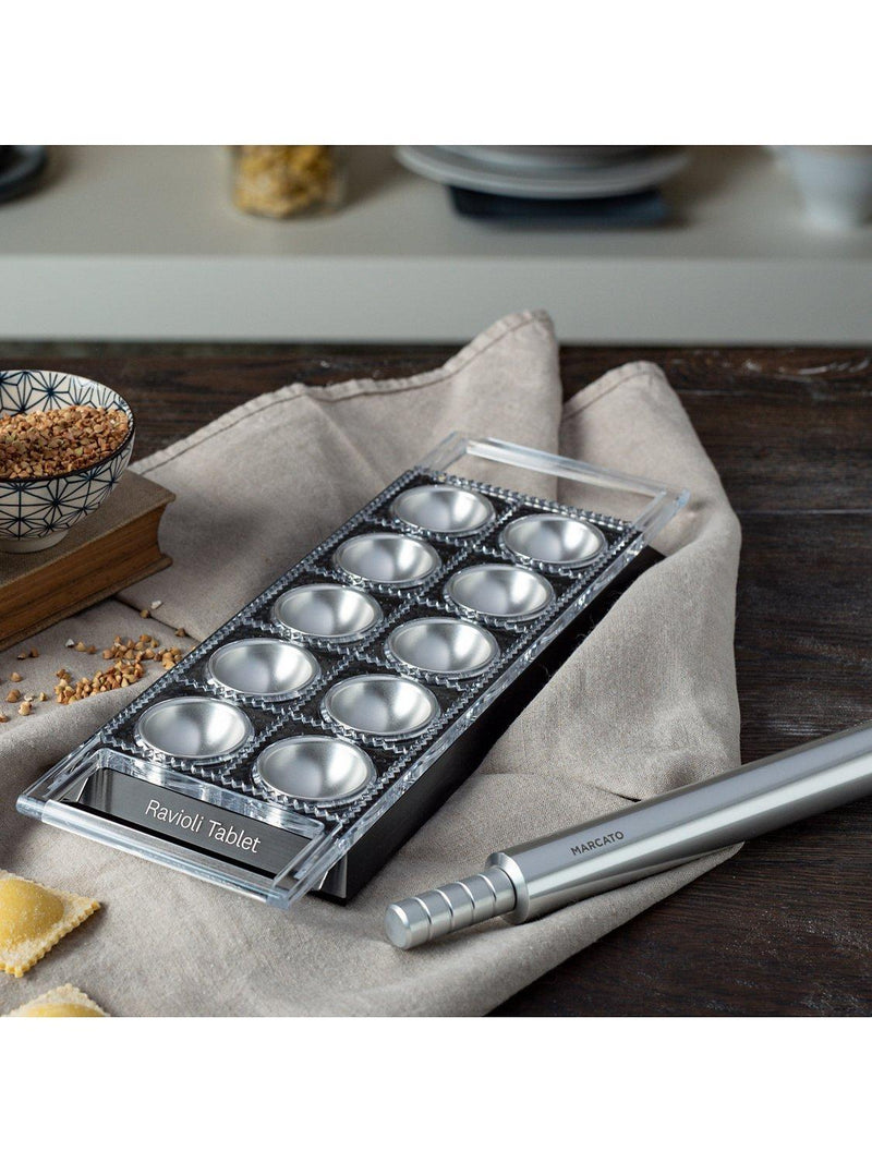 Marcato Ravioli Tablet black pasta making tool, UK version