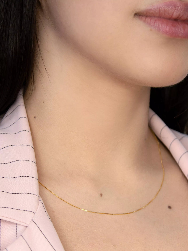 IBB 18ct yellow gold Venetian box chain necklace 46cm (British brand)
