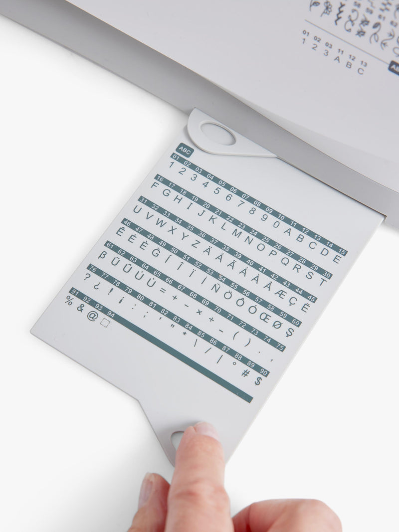 Singer C5955 computerised sewing machine, UK version