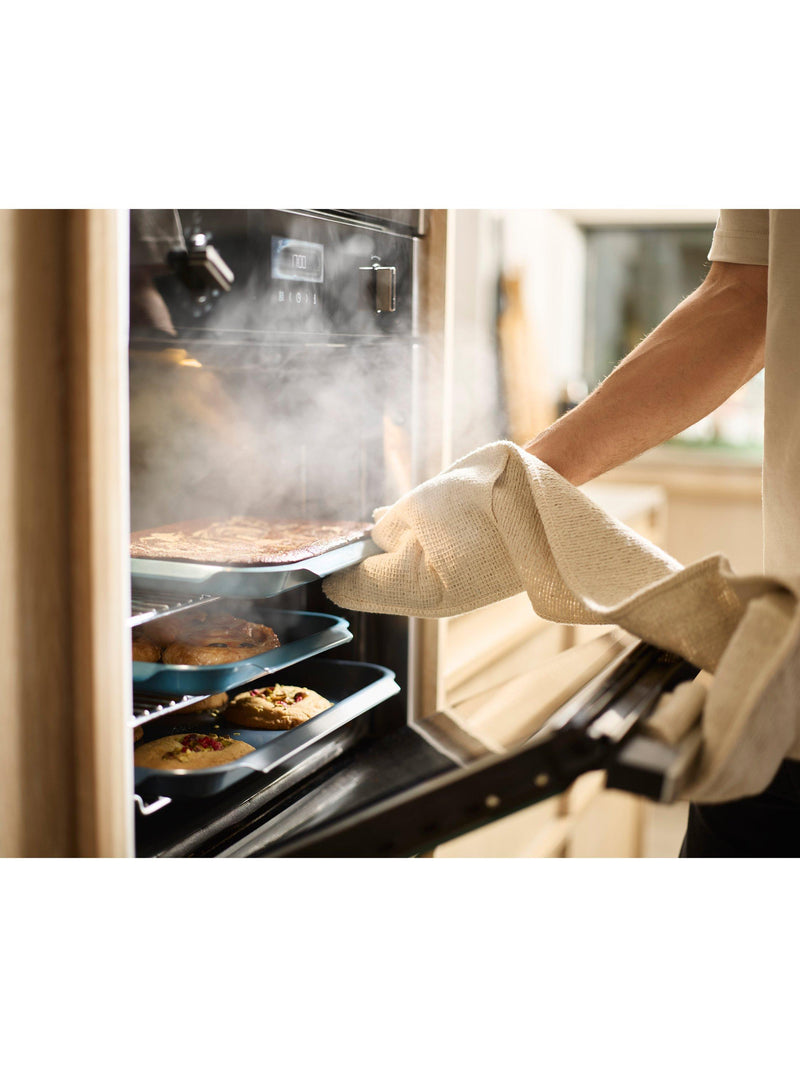 Joseph Joseph small 23cm carbon steel non-stick baking tray, UK version