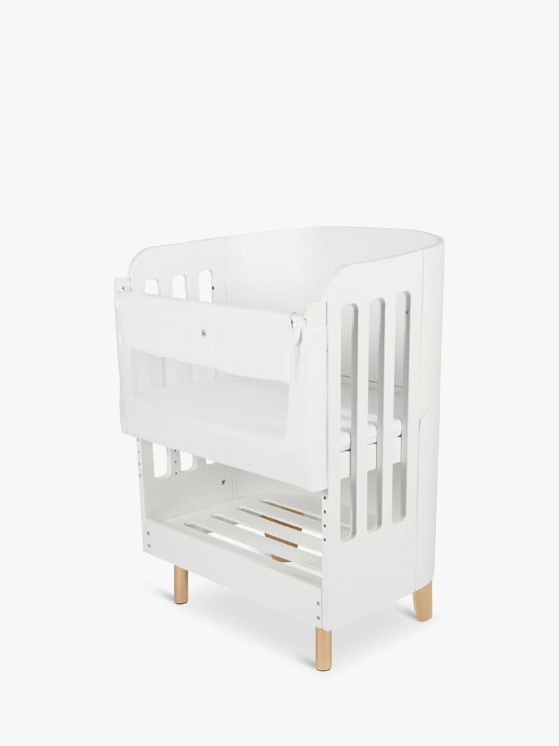 Gaia Baby Serena Bedside Crib Bundle With Sheets UK version