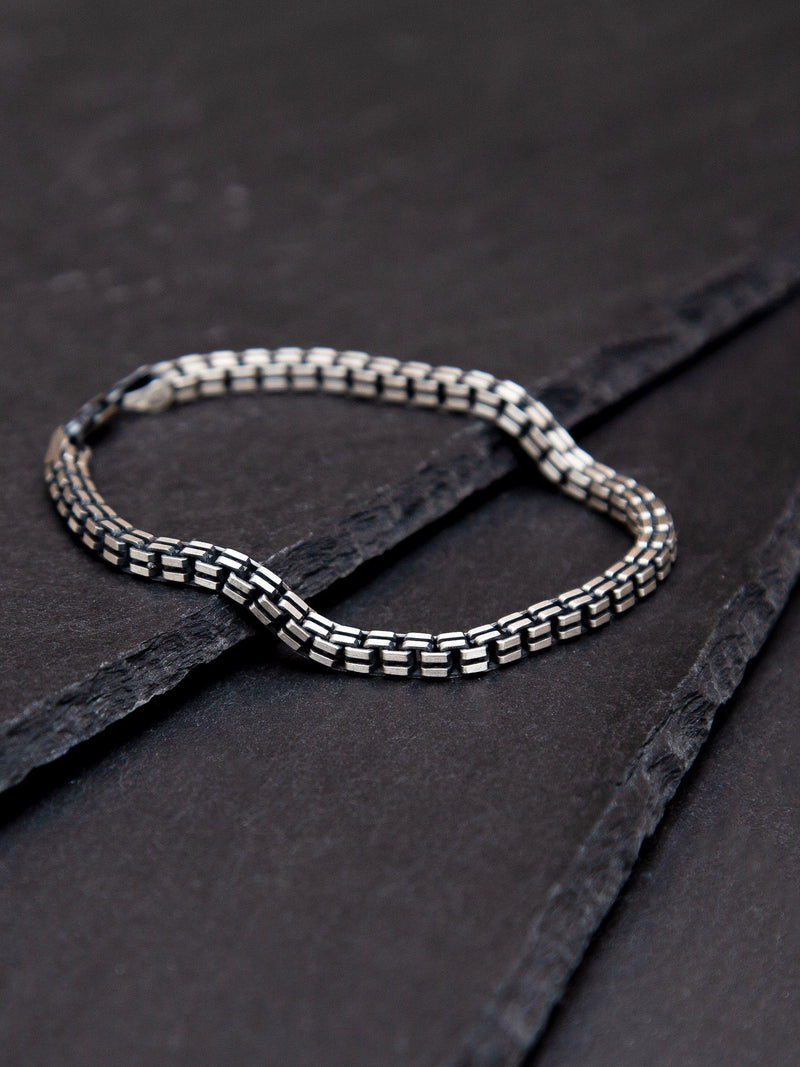 Hoxton London oxidised grooved box bracelet 20cm, UK version