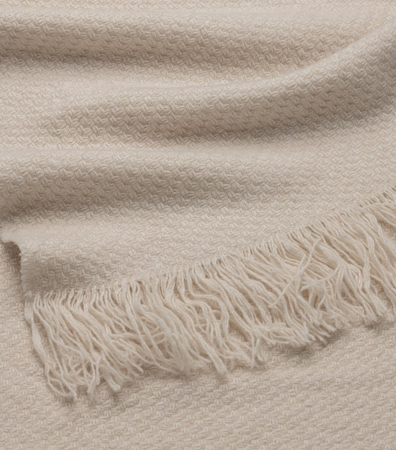 Begg x Co cashmere throw mossband soul 125x195cm, imported from the UK