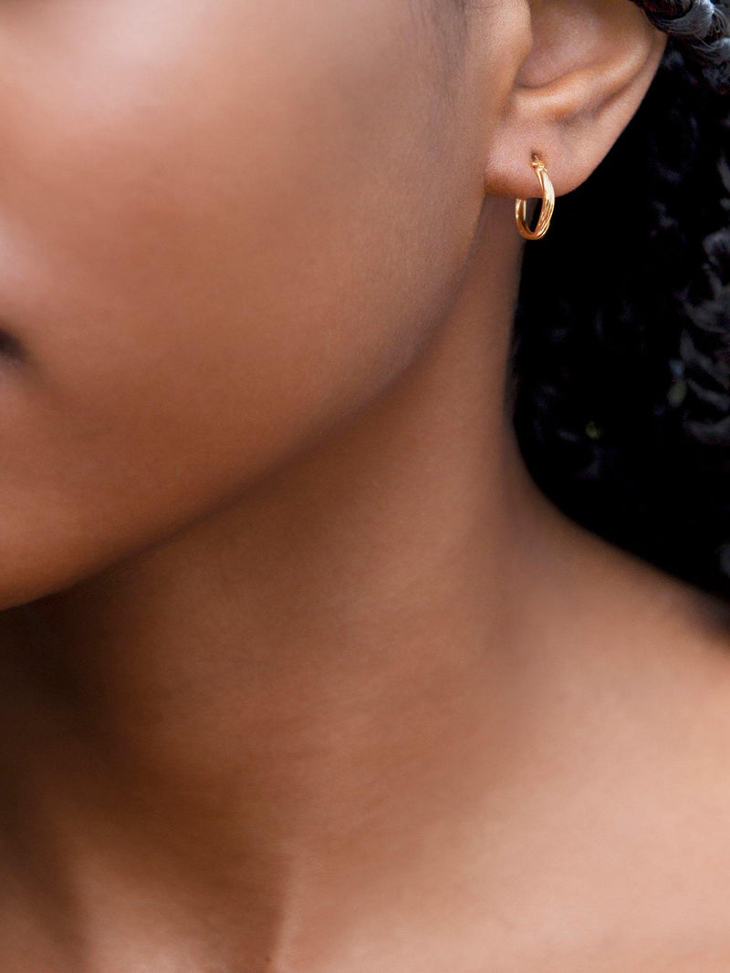 IBB 9ct gold polished twist hoop earrings (British brand)