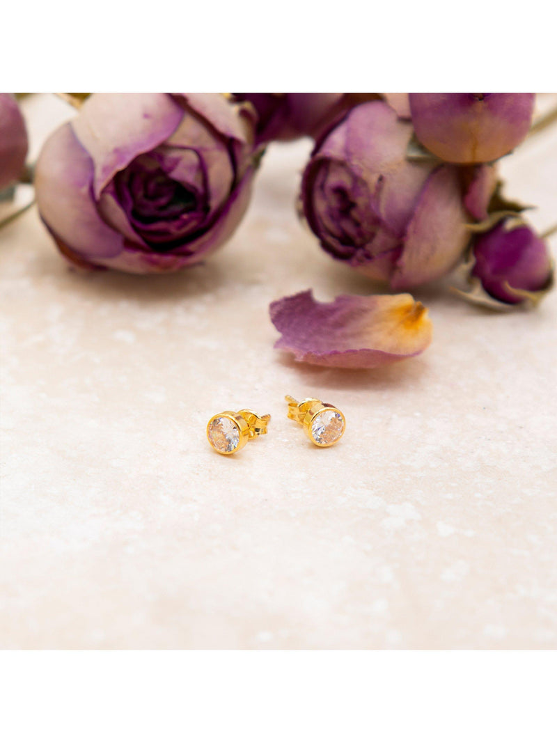 IBB 18ct gold cubic zirconia stud earrings 0.5cm, imported from the UK