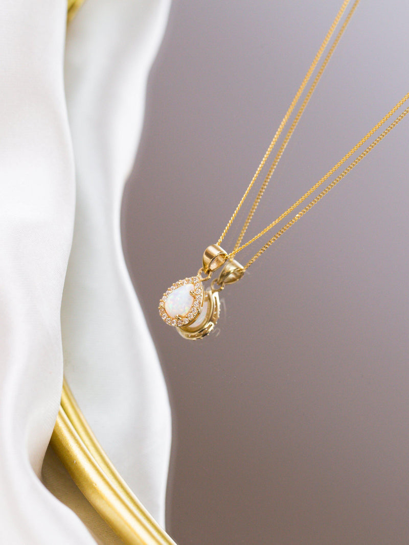 IBB 9ct gold opal teardrop pendant 45cm (British brand)
