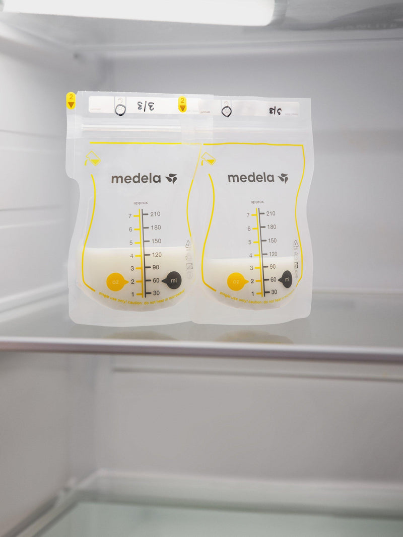 Medela easy pour breastmilk storage bags, pack of 50, imported from the UK