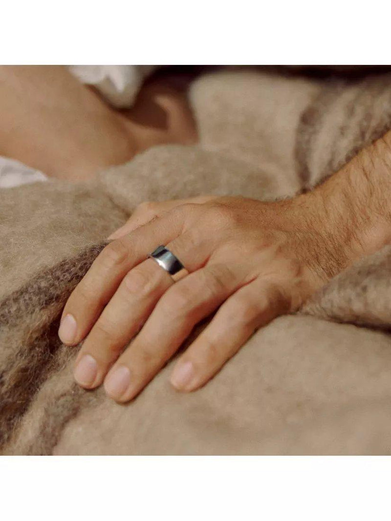 Oura Ring 4 silberner Smarter Ring, UK-Version