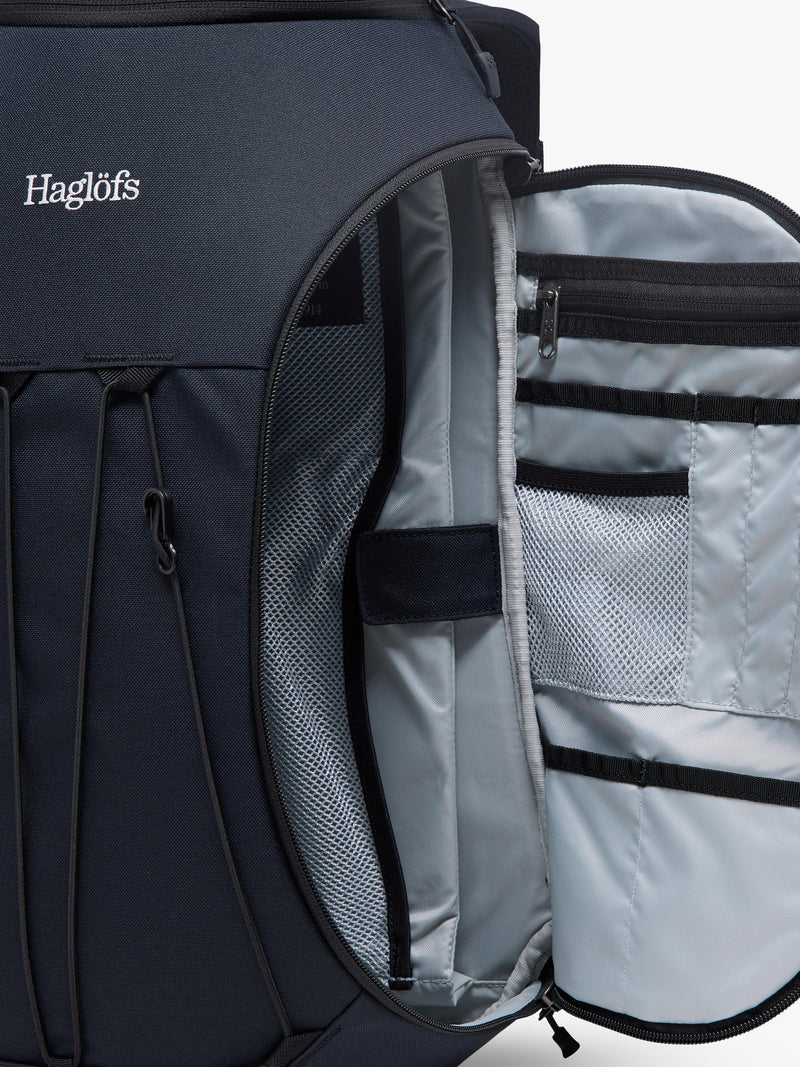 Haglöfs Corker Medium Backpack True Black, UK version