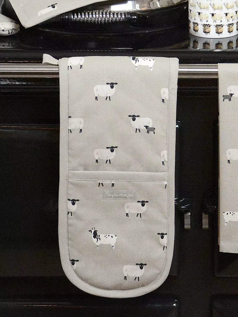 Sophie Allport sheep cotton double oven glove, imported from the UK