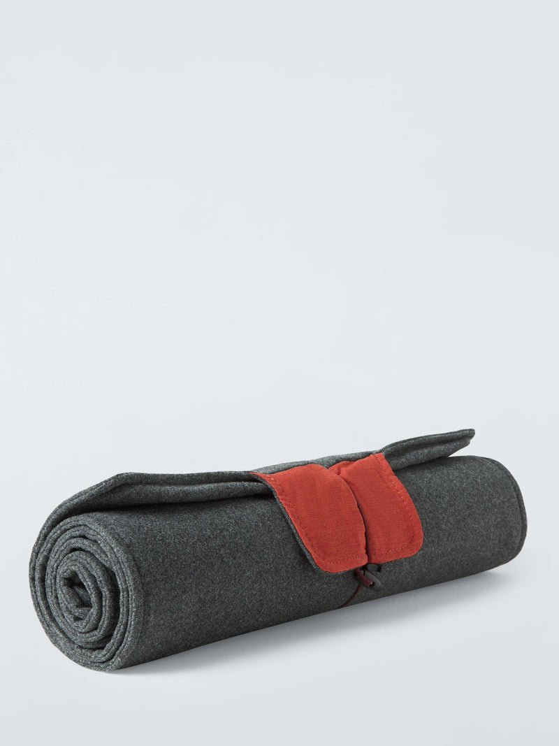 Stoov Big Hug XL heated cushion, imported from the UK