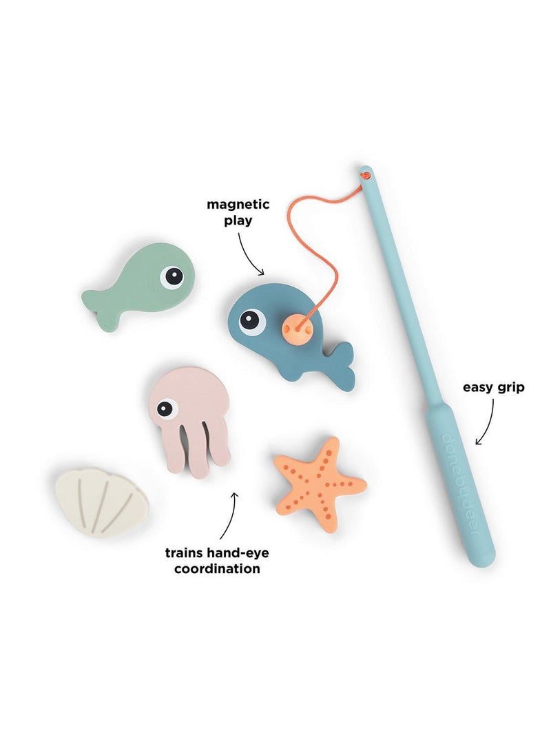 Done by Deer magnetic fishing bath toy set - British product