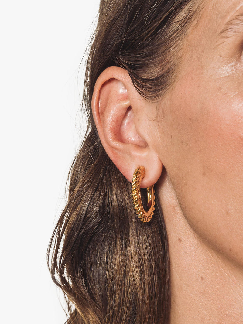 Eclectica pre-loved twisted rope hoop earrings 3cm, imported from the UK