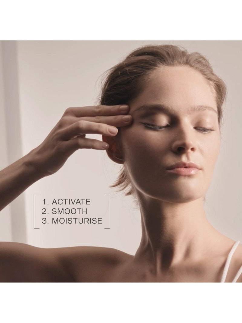 La Prairie Skin Caviar Liquid Lift face serum, UK version