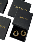 LARNAUTI mother-of-pearl locket with gold plating, UK version