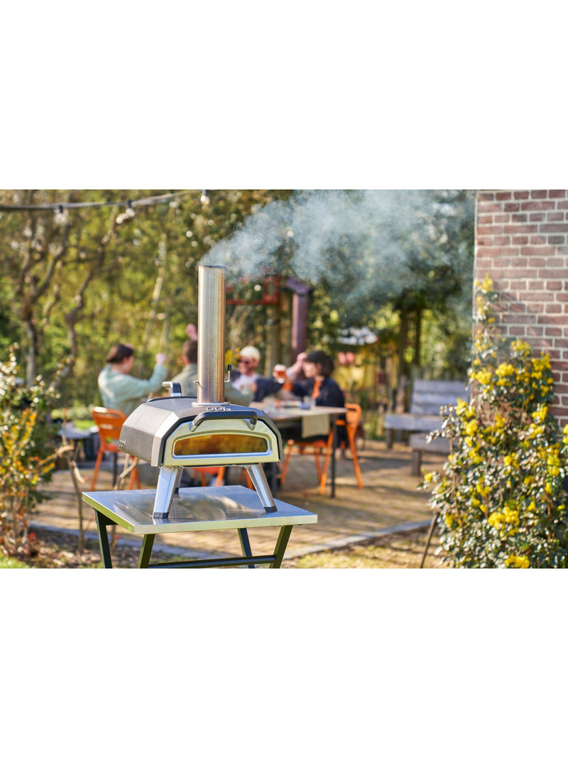 Ooni Karu 2 multi-fuel portable pizza oven - British product
