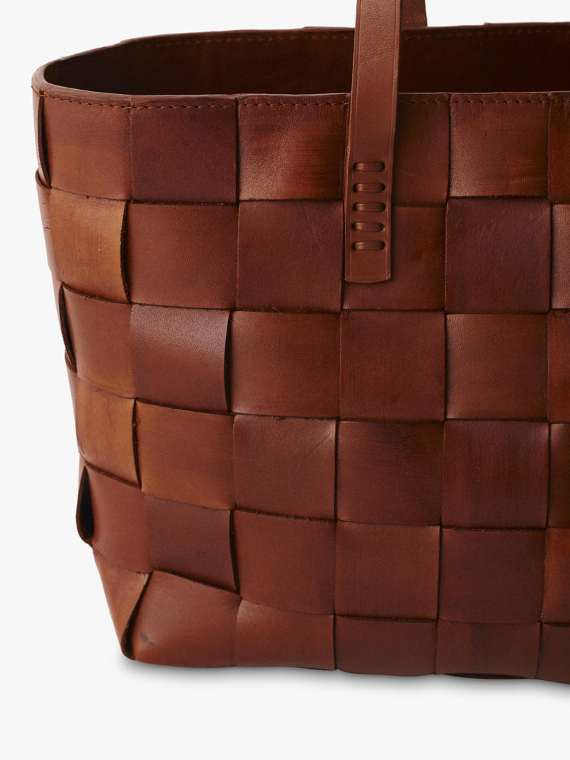 Dragon Diffusion Japan woven leather tote bag (British brand)