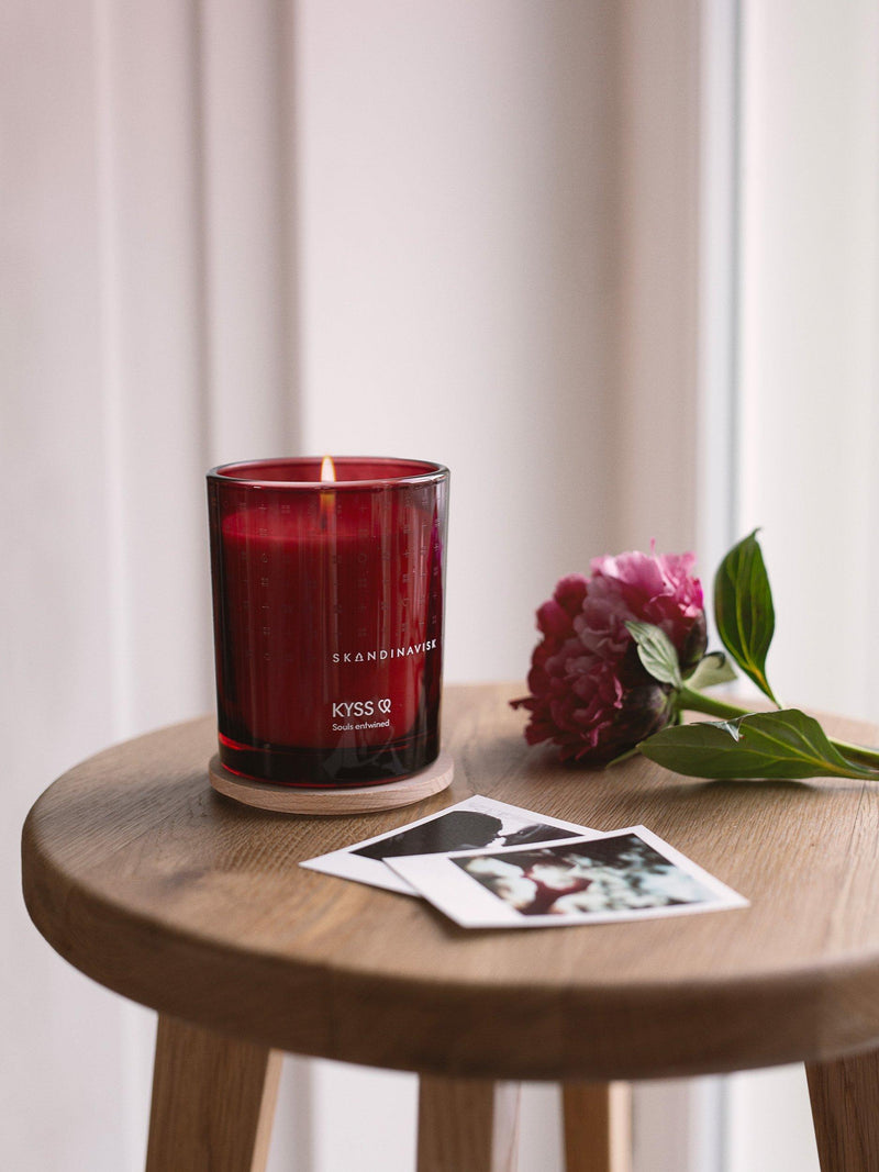 Skandinavisk Kyss scented candle 200g, UK version