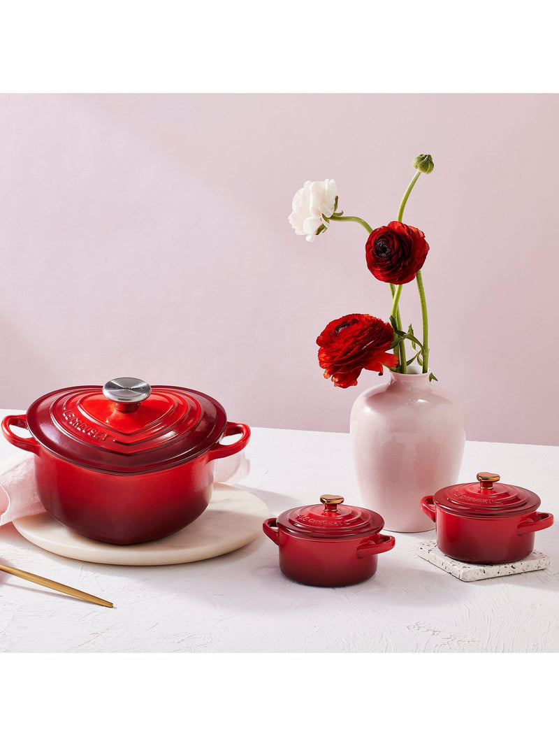Le Creuset mini round stoneware casserole with heart-shaped lid knob, 10cm, UK version